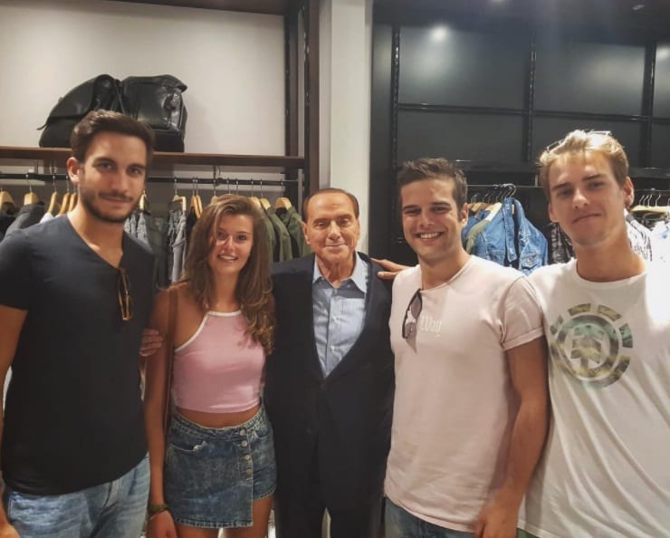 Silvio-Berlusconi-irriconoscibile-4.jpg