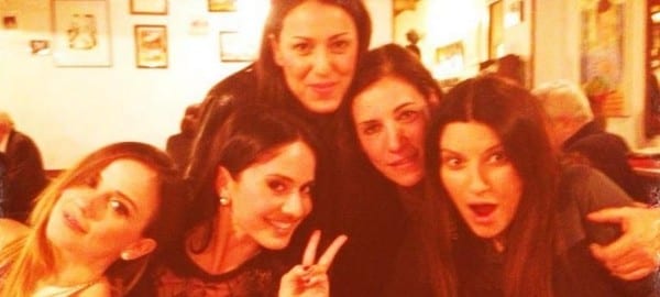 Laura Pausini, Chiara Iezzi, Paola Iezzi, Paola Turci, Syria