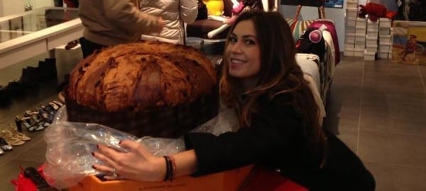 Melissa Satta con panettone