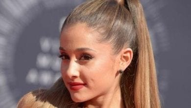 Ariana Grande annuncia un incontro con i fan italiani: "arianators" in delirio