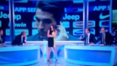 Gigi Buffon e Ilaria D'Amico: imbarazzo in diretta tv dopo Juve-Roma [VIDEO]