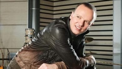 Gigi D'Alessio, il rolex rubato e la Lucarelli: il figlio Claudio lo difende