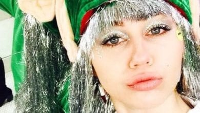 Miley Cyrus non gradita alla festa dei Kennedy: colpa del topless?