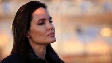 Angelina Jolie si è fatta asportare anche le ovaie: "Non è stata una decisione facile..."