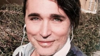 Scialpi scatenato: "Barbara D'Urso mi si buttò addosso. Baglioni è il più rifatto"