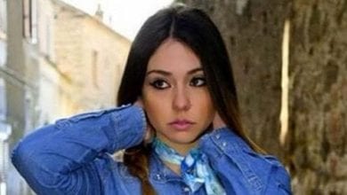 Sharon Bergonzi avvistata con un ragazzo misterioso: una semplice amicizia?