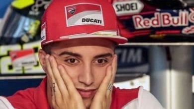 Andrea Iannone ha un flirt con la modella Giulia Salemi?