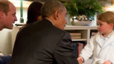 Baby George riceve Michelle e Barak Obama. Tutte le foto