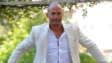 Stefano Bettarini attacca Simona Ventura: "L'Isola ha tirato fuori il peggio di lei"