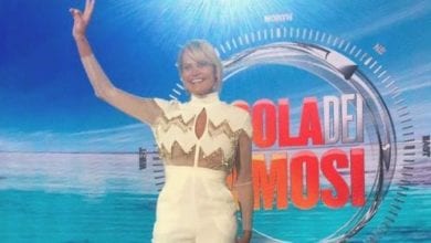 L'Isola dei Famosi 2016, ancora polemiche e segreti svelati: gaffe per Simona Ventura