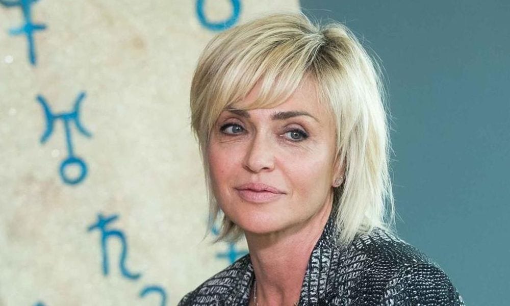 Paola Barale furiosa nella semifinale di Flight 616