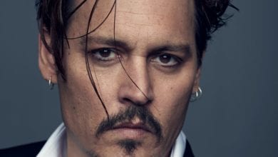 Johnny Depp si amputa un dito in un impeto di ira contro la moglie