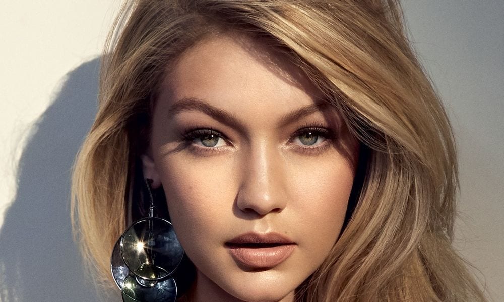 Gigi Hadid beffata per la sua imitazione di Melania Trump [VIDEO]