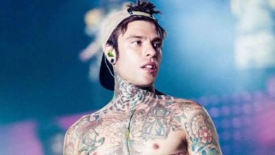 Mario Adinolfi attacca Fedez: è un bamboccione