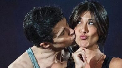 Virginia Raffaele e Roberto Bolle incantano il pubblico a Facciamo che io ero [VIDEO]