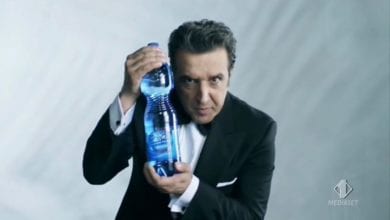 Flavio Insinna, Rocchetta sospende lo spot Brio Blu [VIDEO]