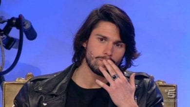 Luca Onestini, carezze notturne con Jeremias Rodriguez al GFVip [VIDEO]