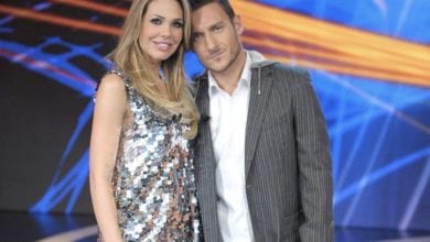 Gocce di Gossip: Francesco Totti e Ilary Blasi a Sanremo, gaffe di Wind con Enrico Ruggeri...