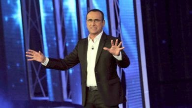 Carlo Conti con Silvia Toffanin a Sanremo 2018 poi passa a Mediaset? Incontro sospetto con Berlusconi