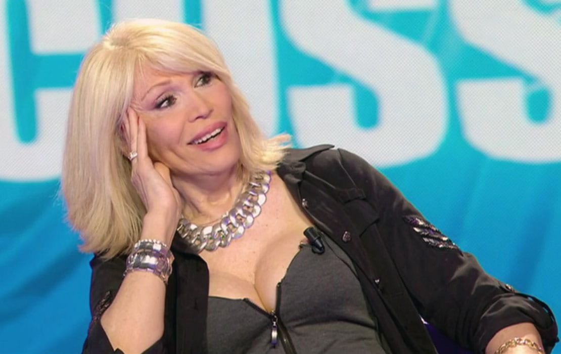 X Factor: Amanda Lear si era proposta per sostituire Asia Argento