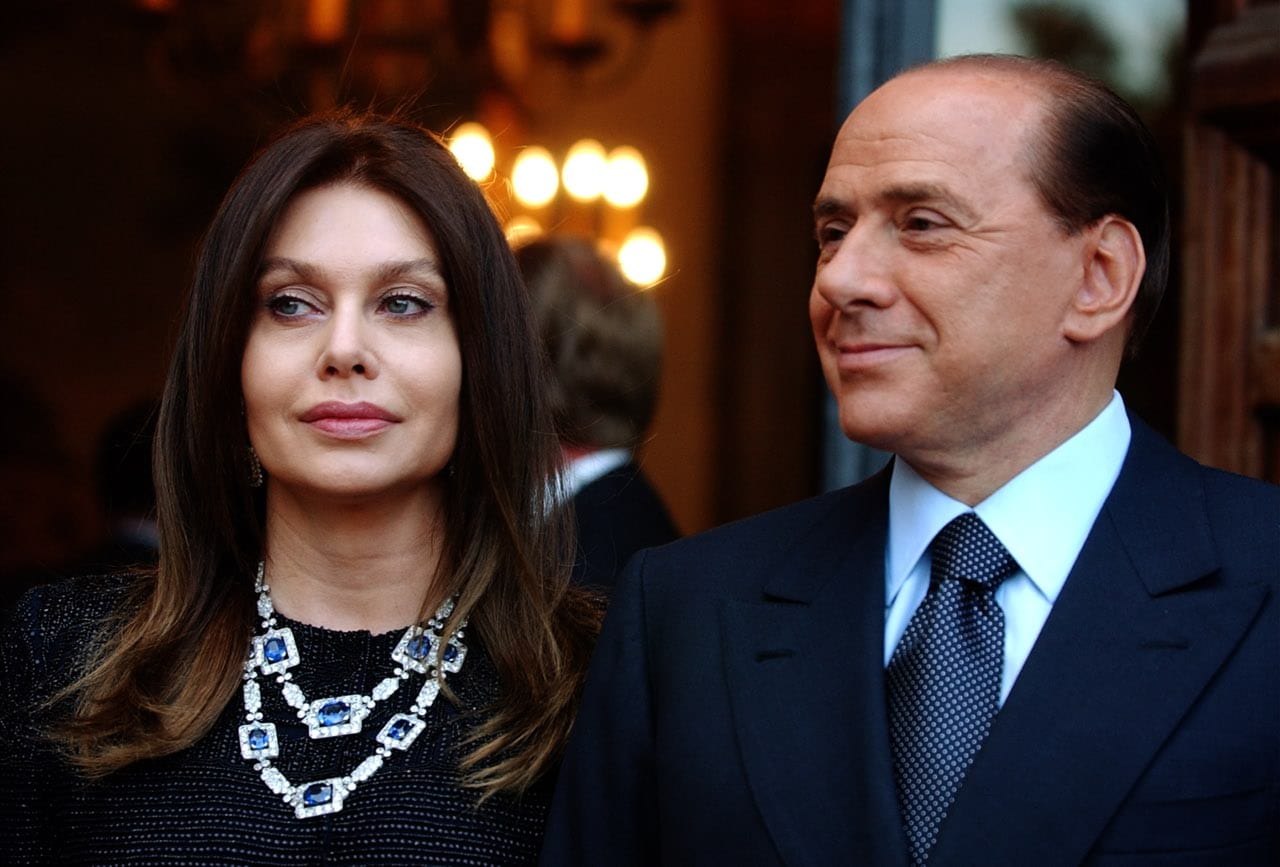 Veronica Lario contro Berlusconi: "Ho rinunciato a fare l'attrice per lui"