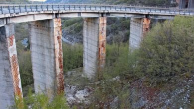 Paura per le autostrade a24 e a25: "Sono a rischio crollo"