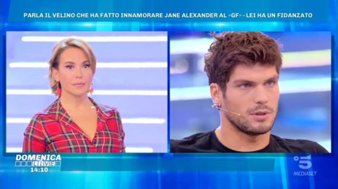 Domenica Live, processo a Elia e Jane, lo sfogo di Fongaro: "Basta sono stanco!"