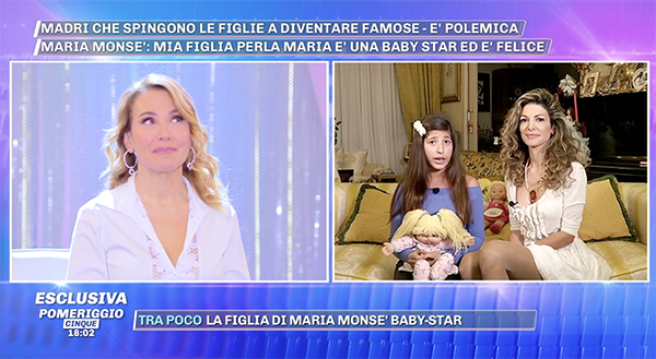 Show di Perla Maria, figlia di Maria Monsé, a Pomeriggio Cinque [VIDEO]