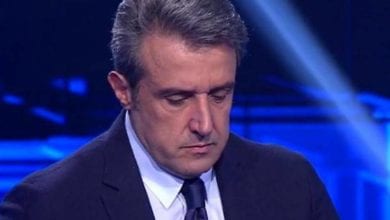 Brutto colpo per Flavio Insinna a L'Eredità: Gerry Scotti, ecco cosa fa