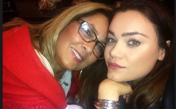 Romina Carrisi Power, la figlia di Al Bano e Romina senior, si è fatta immortalare al fianco di un aitante giovane