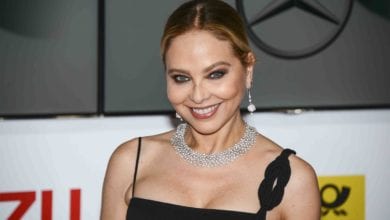 Ornella Muti senza veli a 63 anni: il nudo integrale fa infiammare il web foto