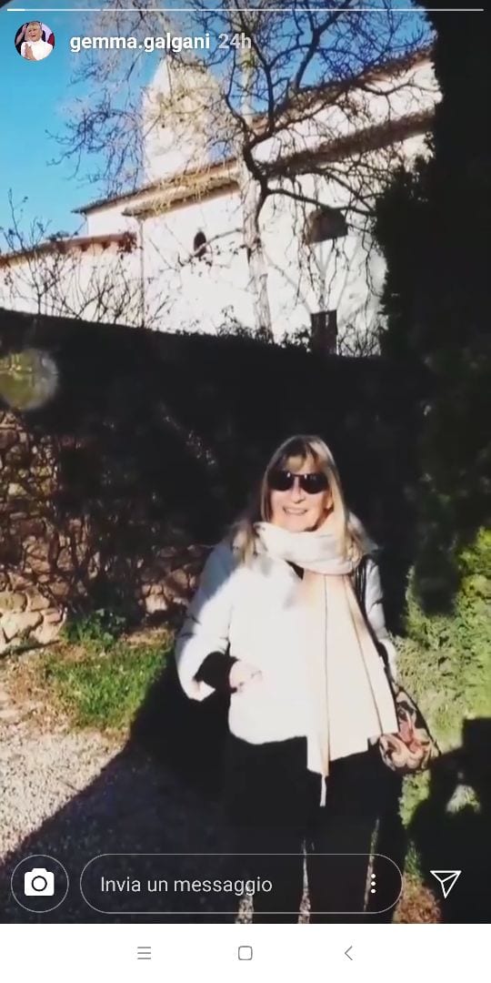 Uomini e Donne, Gemma Galgani delusa dall'amore si fa suora [FOTO]