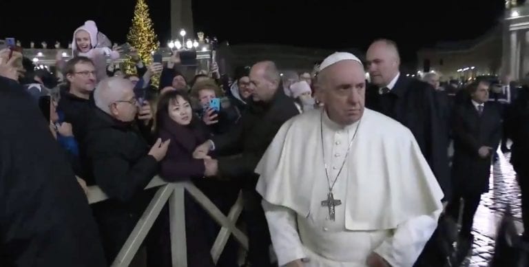 Papa Francesco incontra la pellegrina