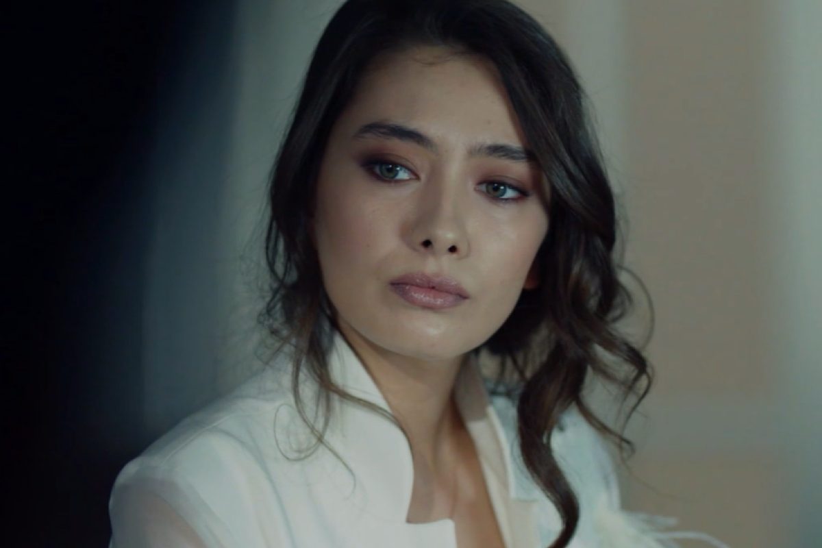Endless love: chi è Neslihan Atagül, la Nihan della serie: vita privata, malattia