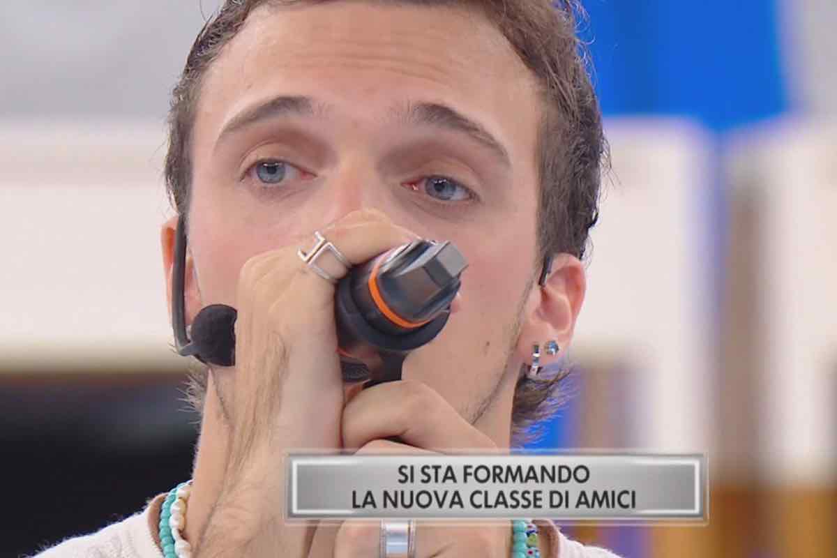 Amici 24, chi è Ilan? Figlio di un noto personaggio famoso