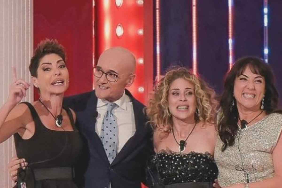 Non è la Rai, la storia di (quelle) ragazze e di un grande successo