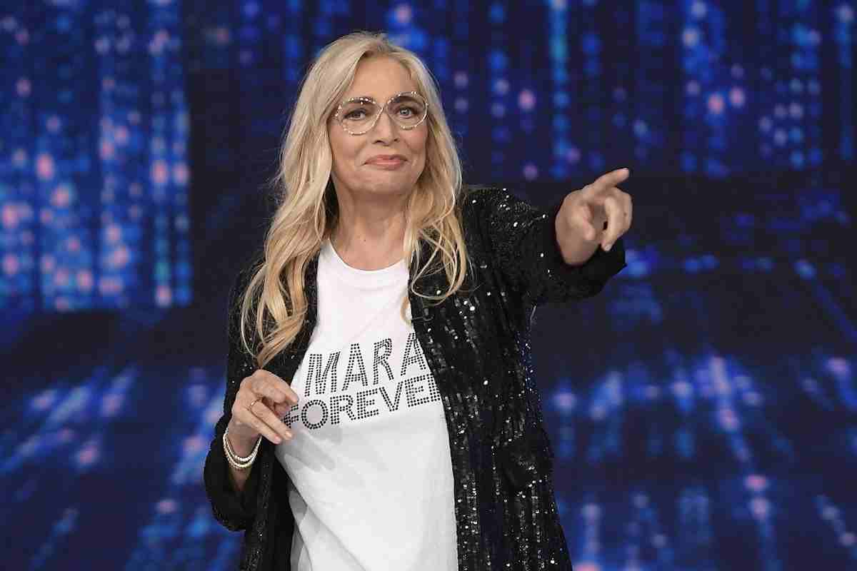 Mara Venier, annuncio definitivo su Domenica In, confessa tutto in diretta: “Ho preso una decisione”